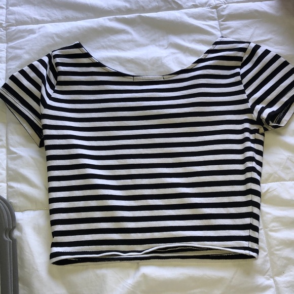 Top - Picture 2 of 3